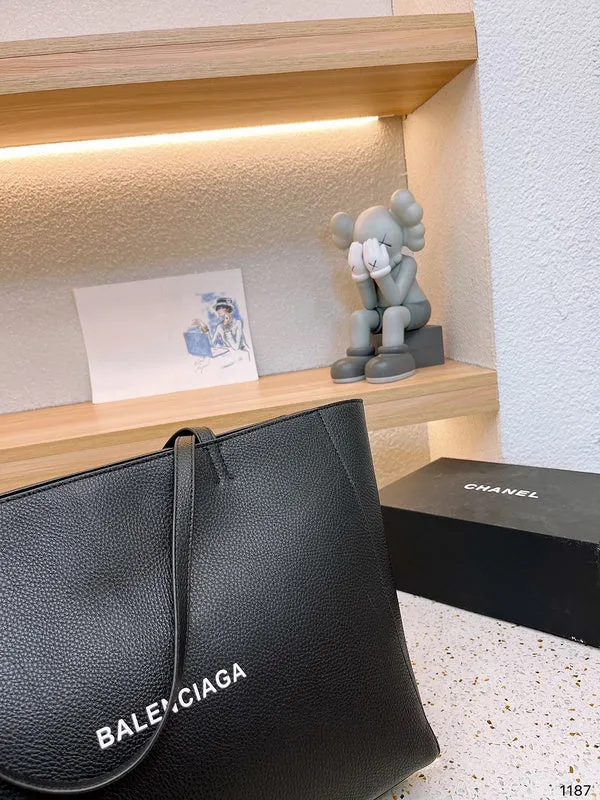 Bags-Realm - Balenciaga Bag - 1572