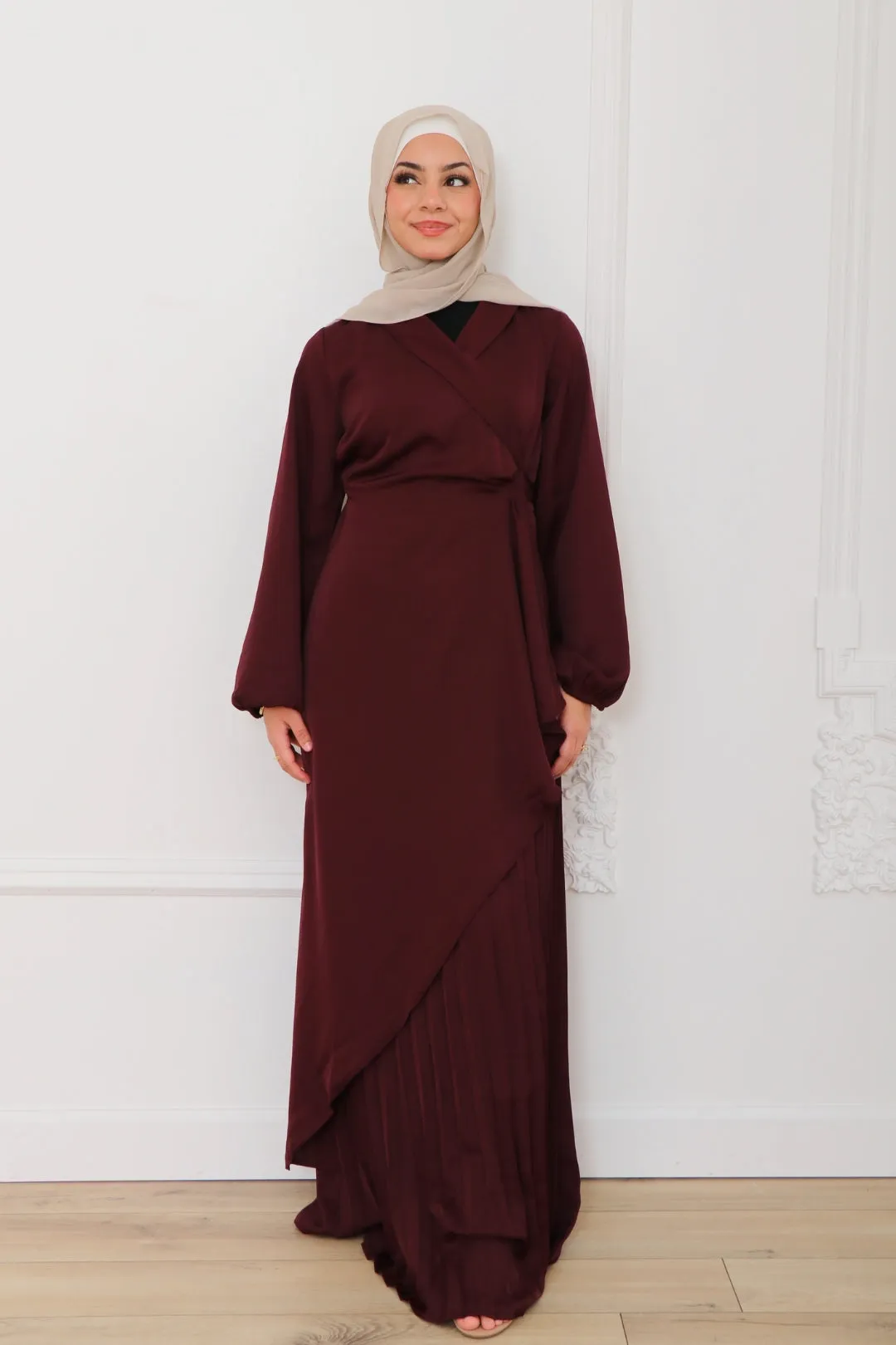 Della Pleat Wrap Dress- Mahogany