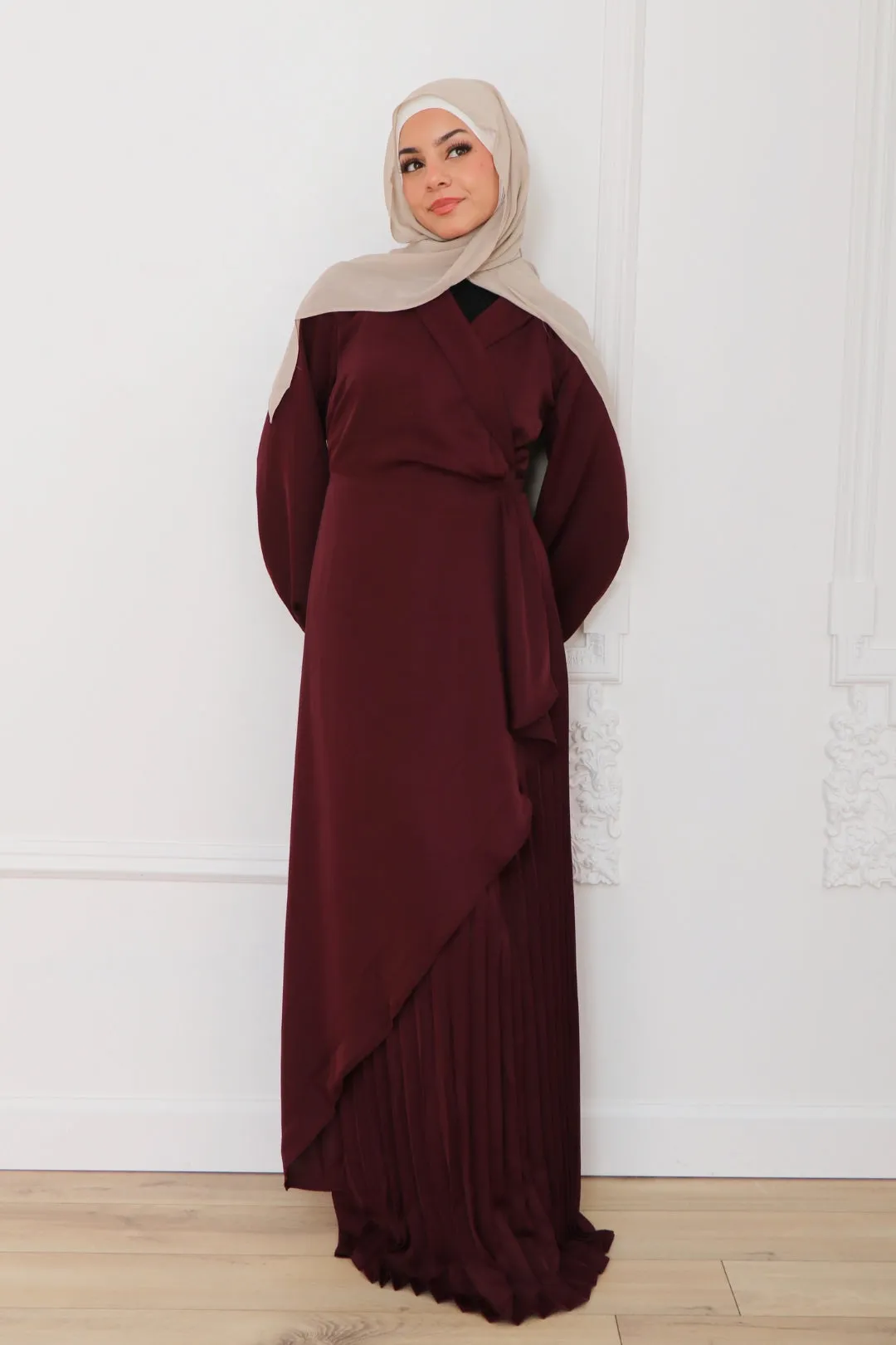 Della Pleat Wrap Dress- Mahogany